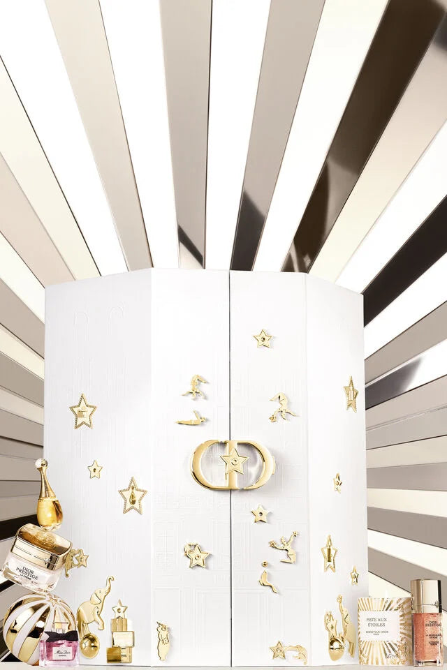 Le 30 Montaigne Dior Beauty Advent Calendar Holiday 2025