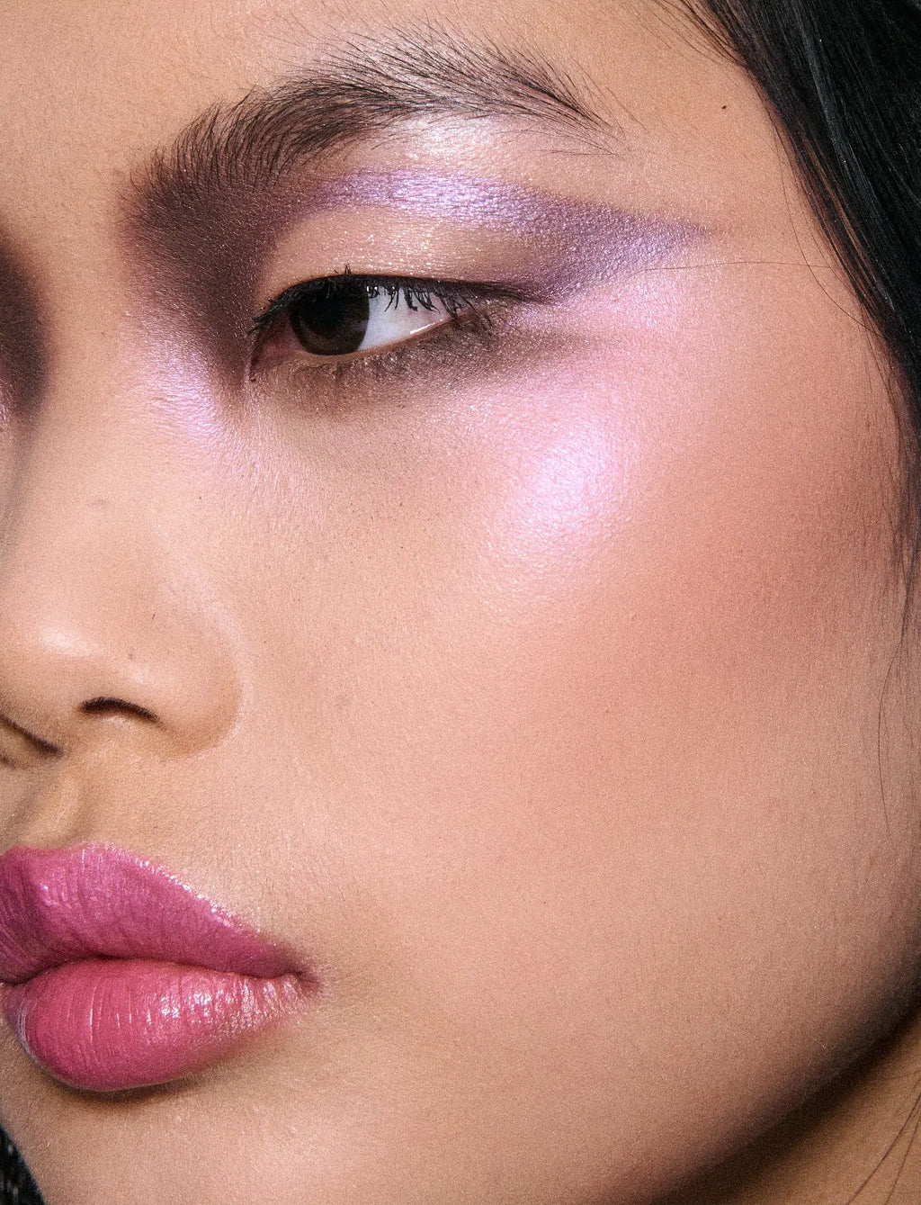 MAC 24 MYSTERY MUST-HAVES ADVENT CALENDAR